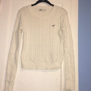 White cable knit Hollister logo sweater
